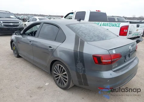 2017 Volkswagen Jetta Sport z USA, uszkodzony, nr VIN 3VWD17AJXHM326943